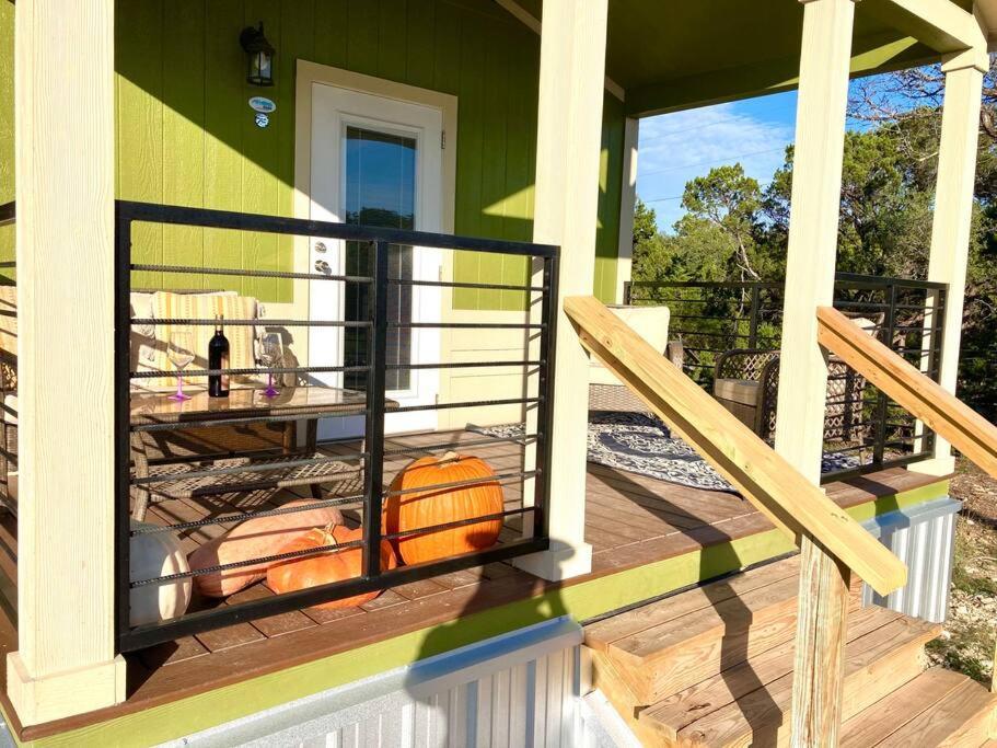 Cozy Tiny Home In The Hills Fischer Exterior foto